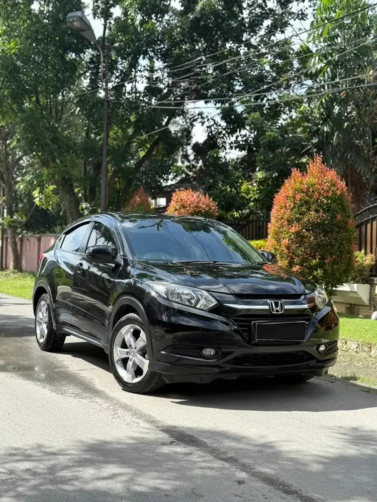 (Odo 58 Ribu) Honda HRV S Manual 2018 Hitam Hrv 2017 2019