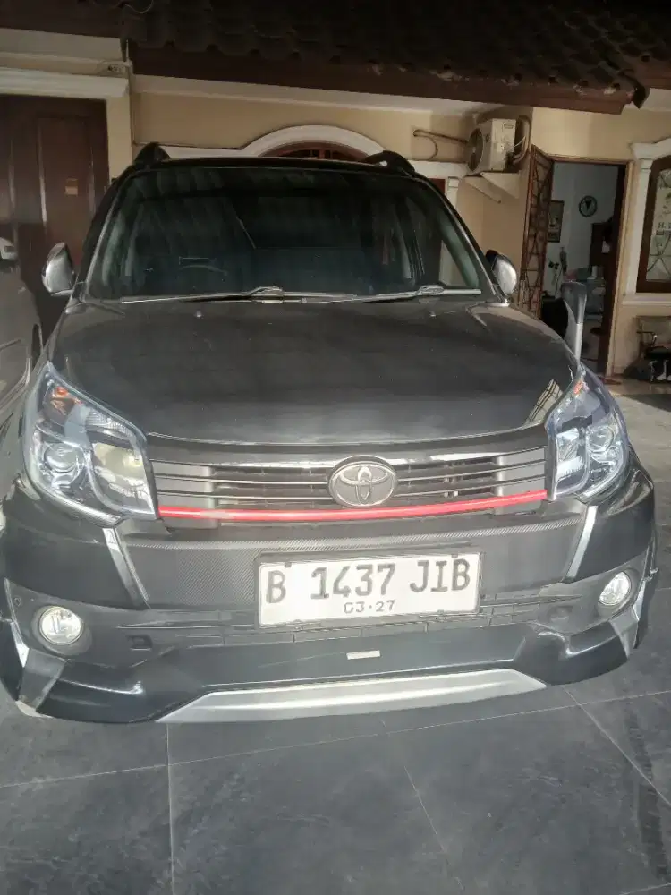 Toyota rush trd s matic barang bagus tahunv2016