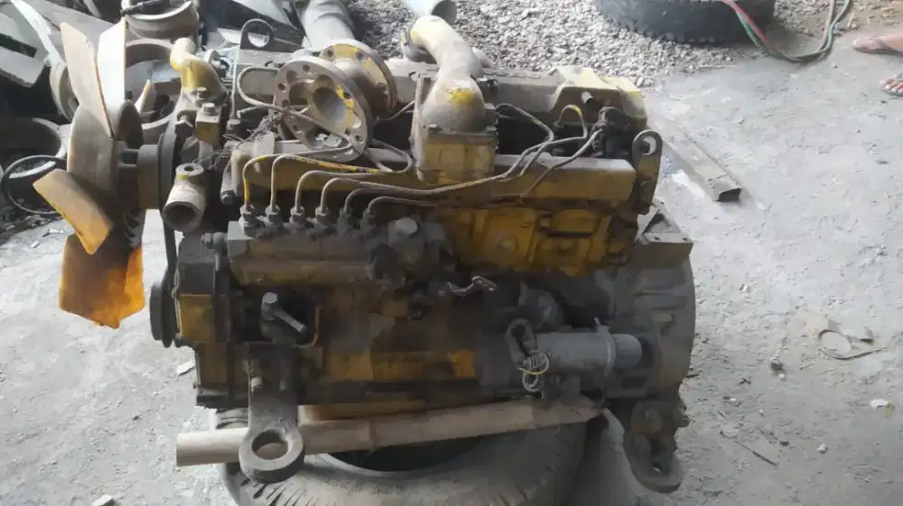 Satu set Mesin komatsu copotan