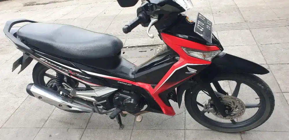 Supra X 125 th 2017 istimewa km 30rb  pjk baru 10-2026