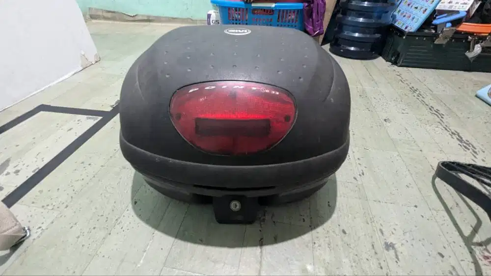 Box givi besar lengkap