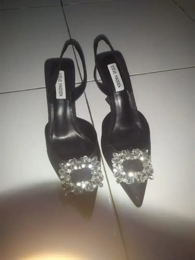 Sepatu high heels Steve Madden uk. 40
