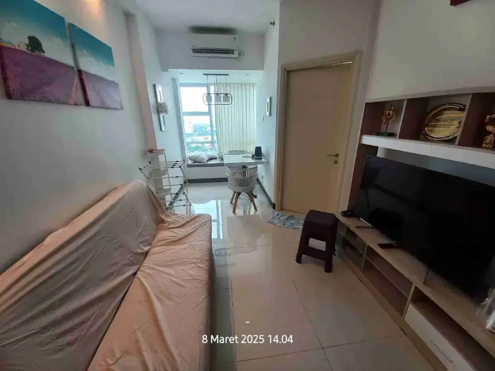 jual apartemen Benson 2 Br dijadikan 1 BR+ ruang tamu lantai 8
