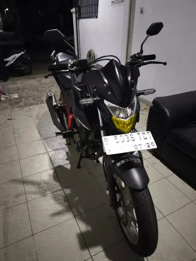 2019 Honda CB150R street fire black