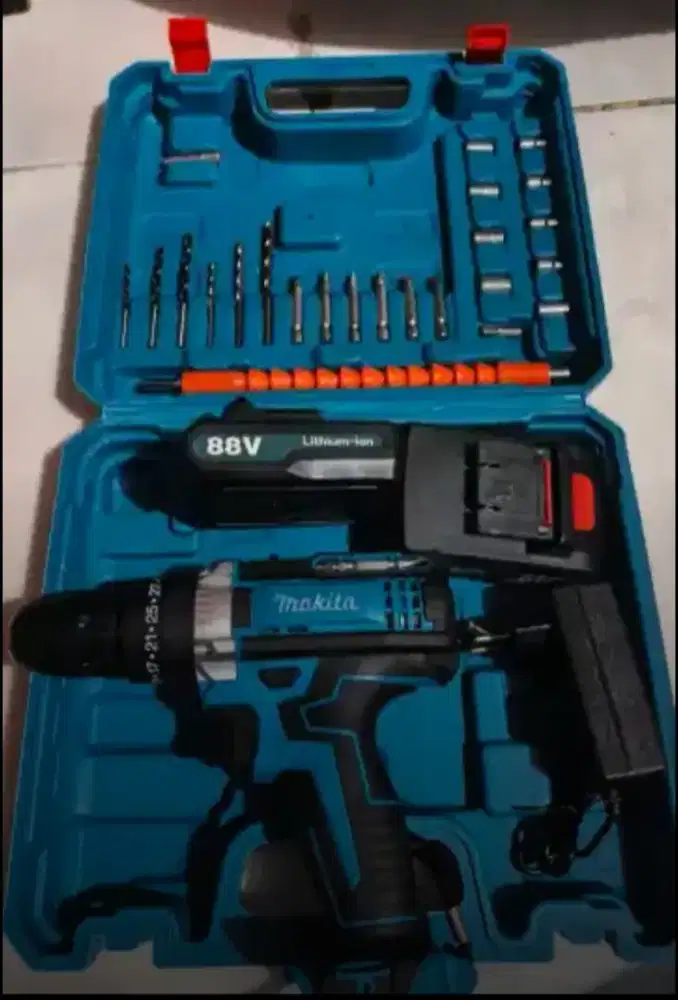 Bor cordless makita 88V
