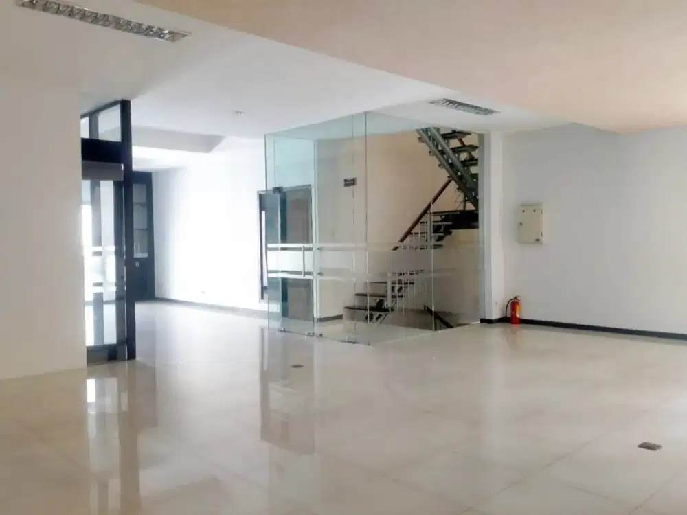 Dijual Bangunan ex Kantor dekat Galaxy Mall dan Merr