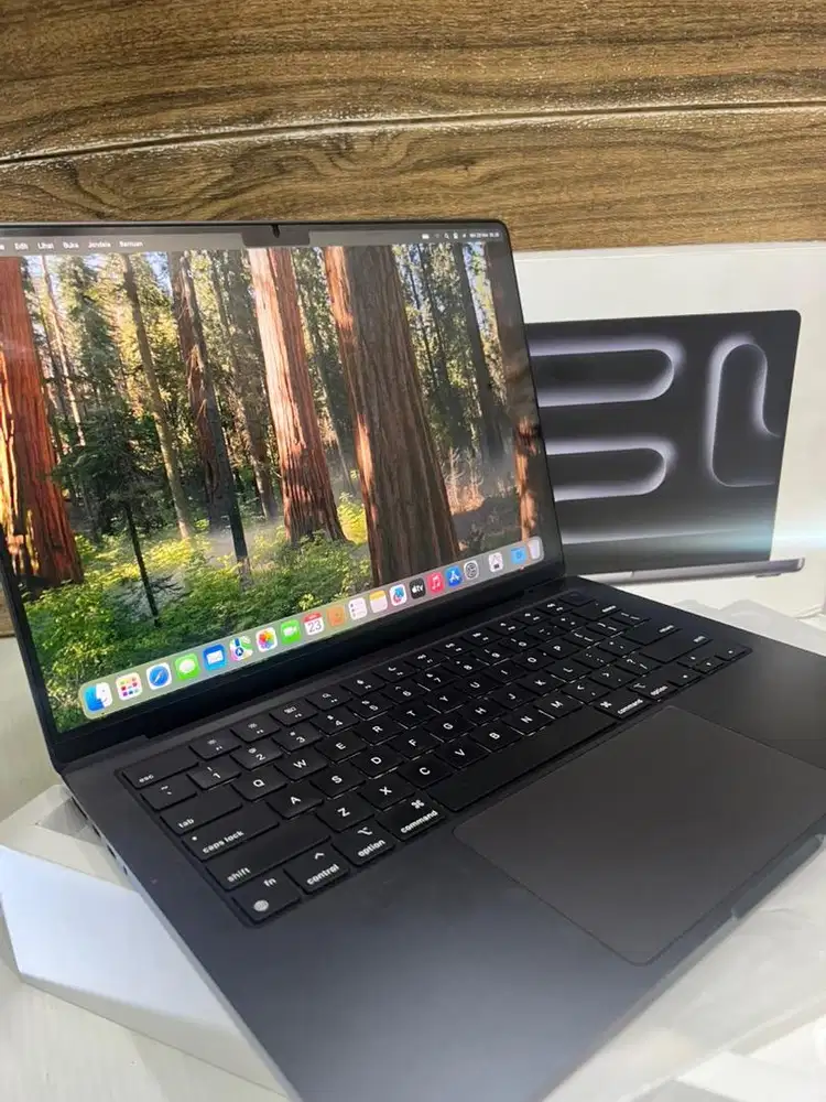 Macbook pro m4 1TB IBOX