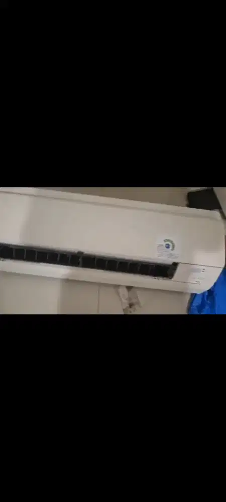 Ac 1pk +pasang  terima dingin .garansi panjang