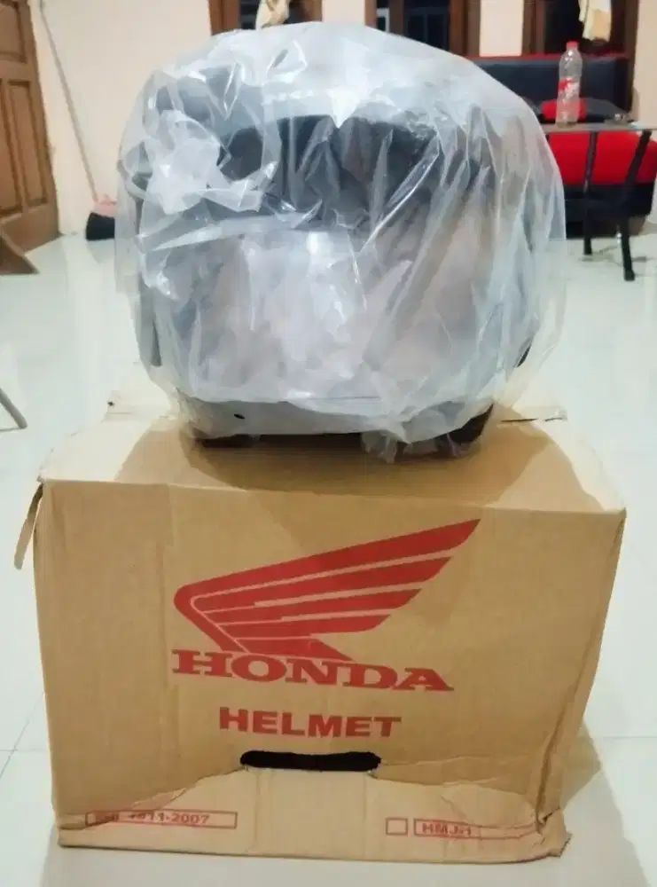 Jual Cepat Helm Honda Masih Baru || Nego