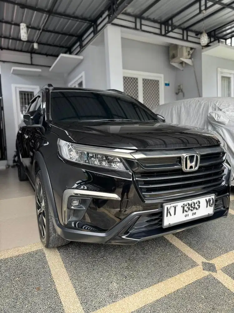 BRV 1.5 Prestige AT Mutiara Black