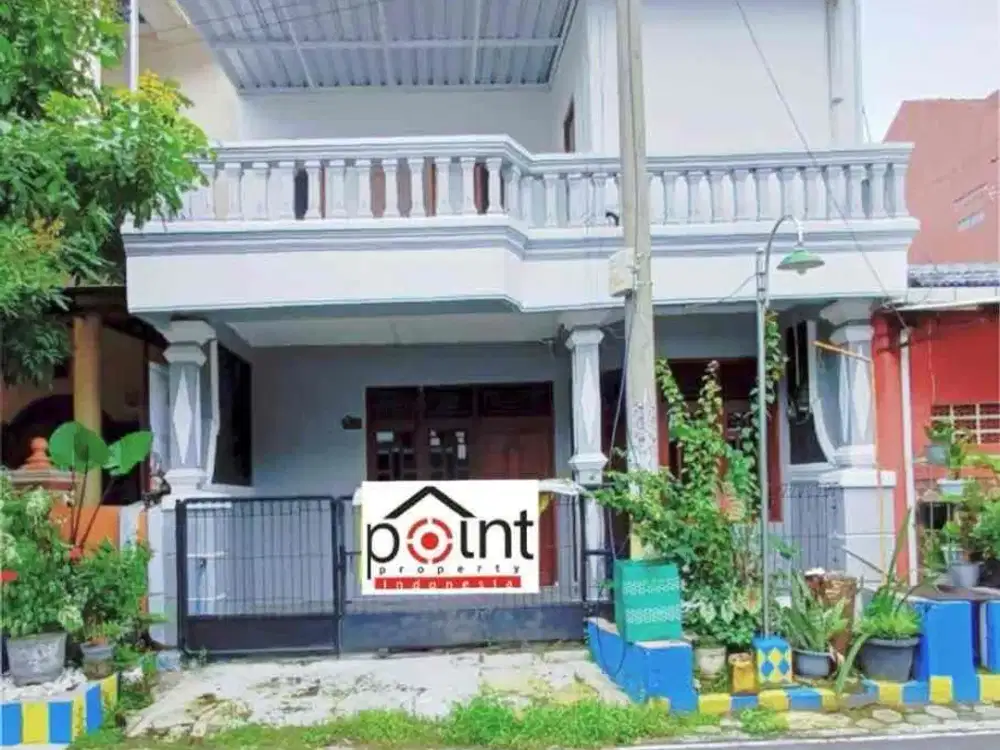 Rumah Bagus 2 Lt Dekat Ke Pasar Jaten Karanganyar