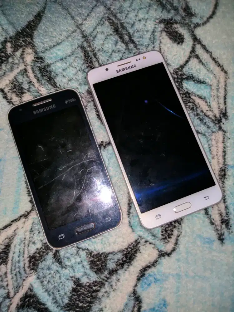 150 dpt 2 hp, Samsung J5 2016 dan Samsung Galaxy V Plus