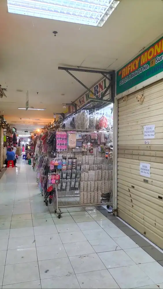 TEMPAT USAHA DI PUSAT GROSIR SURABAYA