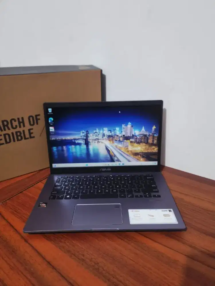 Dibeli terus iMac laptop MacBook Bagus rusak Pecah mati total