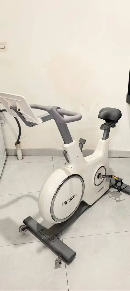 Sepeda statis spin bike ireborn revo - alat fitness gym olahraga rumah