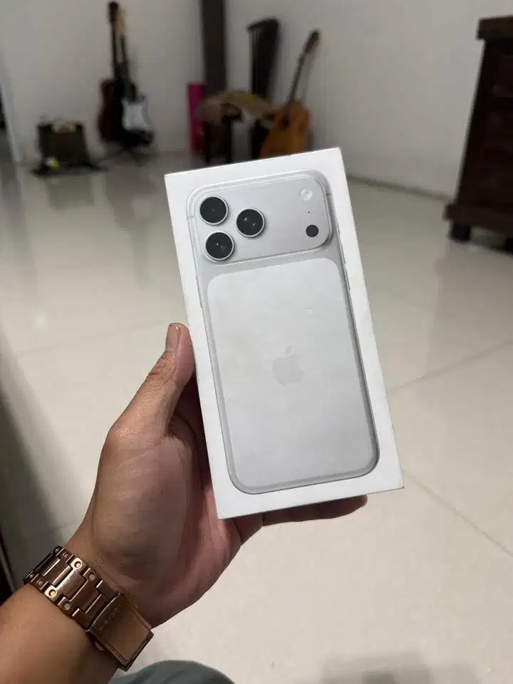 Iphone 17 Promax 256gb Silver