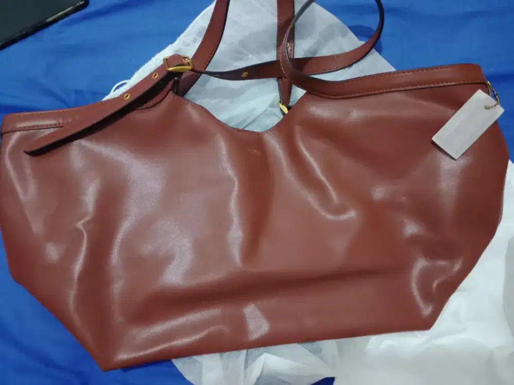 Coach Gramercy natural grain leather tote honey