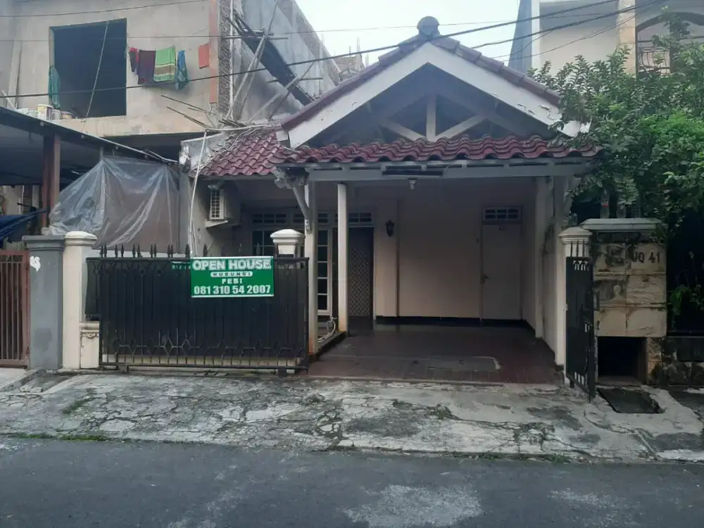 Di Jual Rumah Pondok Indah Jl. Pinang Emas VI Blok UQ No. 40 Jak-Sel