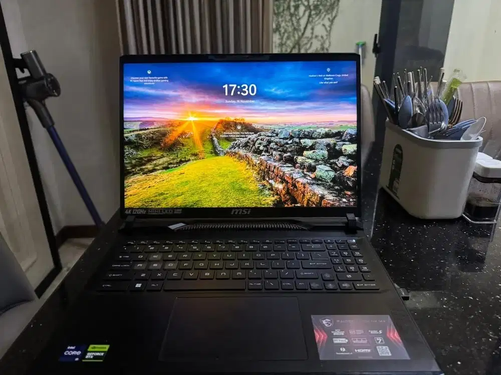 MSI RAIDER GE68 HX 14V LAPTOP GAMING