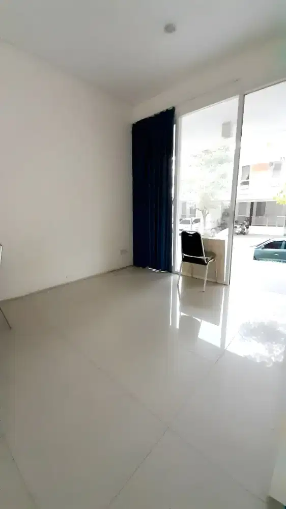 Rumah di sewakan dikontrakkan cluster IVY PARK CITRALAND BSB SEMARANG