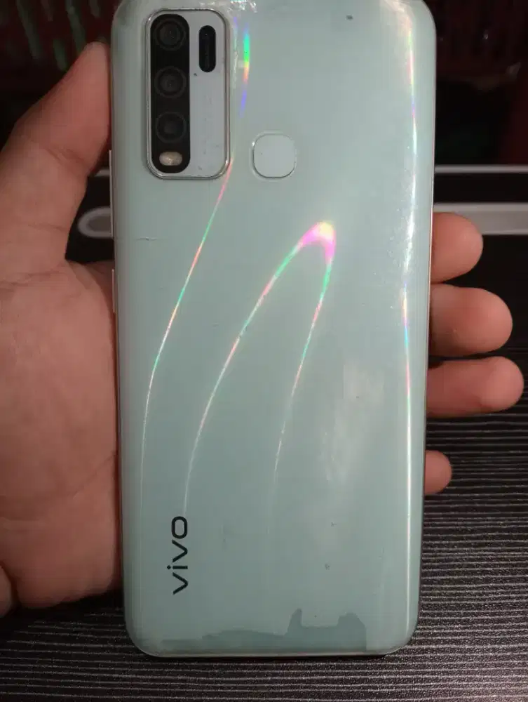 Vivo Y30i 4/128 Second (nego)
