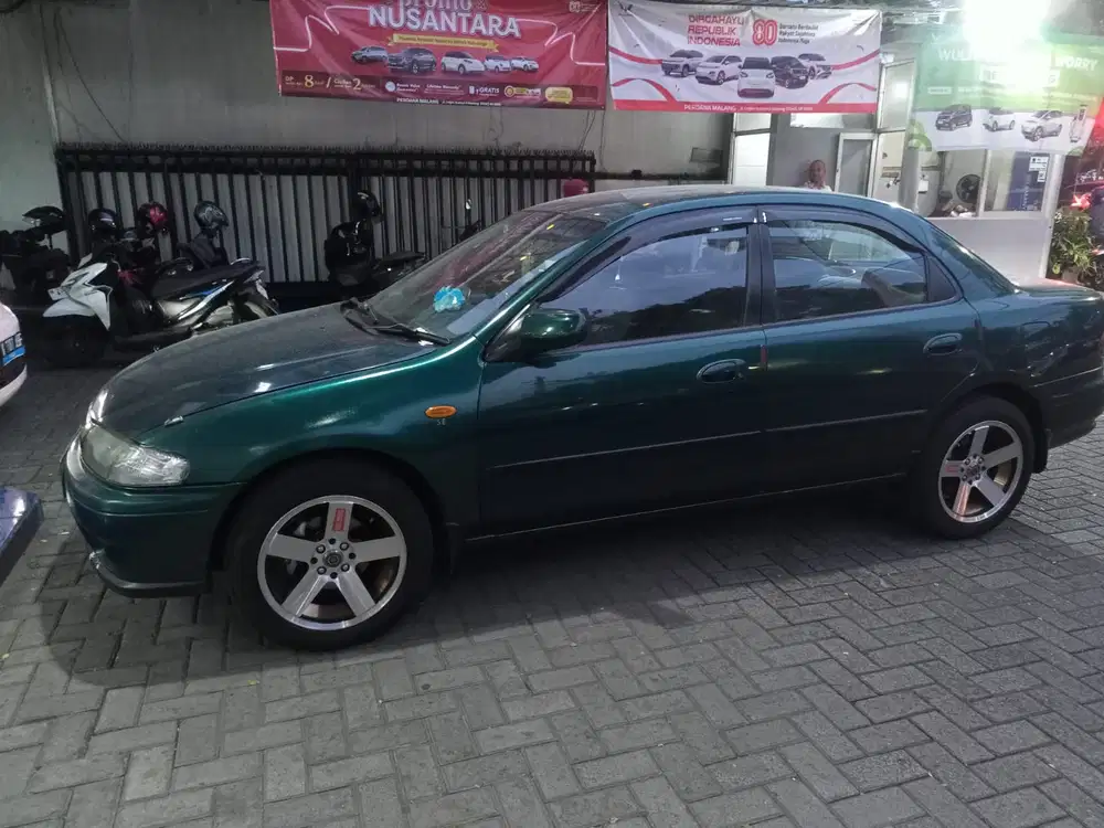 Mazda Familia 1997 Bensin