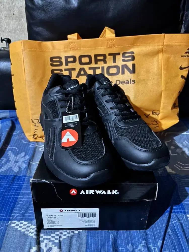 sepatu airwalk casual original