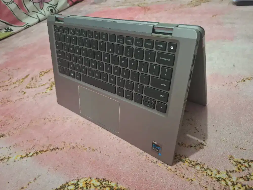 Dell Latitude 7400 2in1 TouchScreen Intel Core i7-1185G7 Ram 16GB