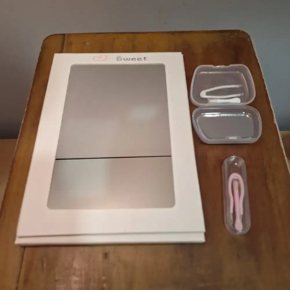 Cermin Lipat Karton Aksesoris Make Up Portable  dan Capitan Softlens