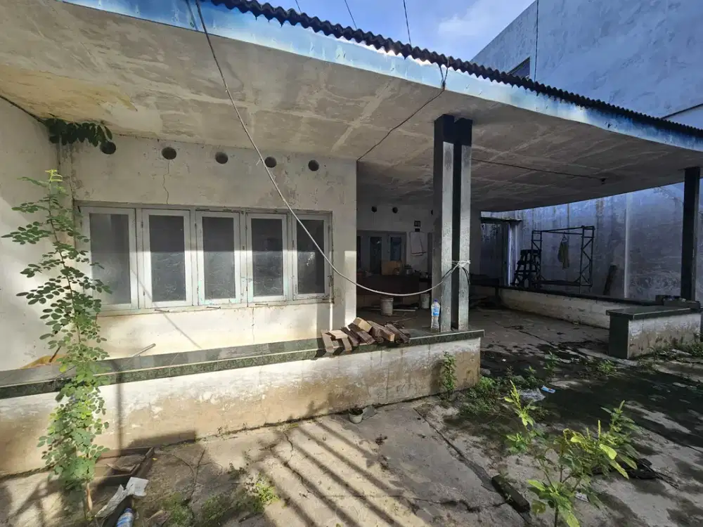 raya kartini dekat alun2 Sidoarjo gor mutiara jati citra garden puri