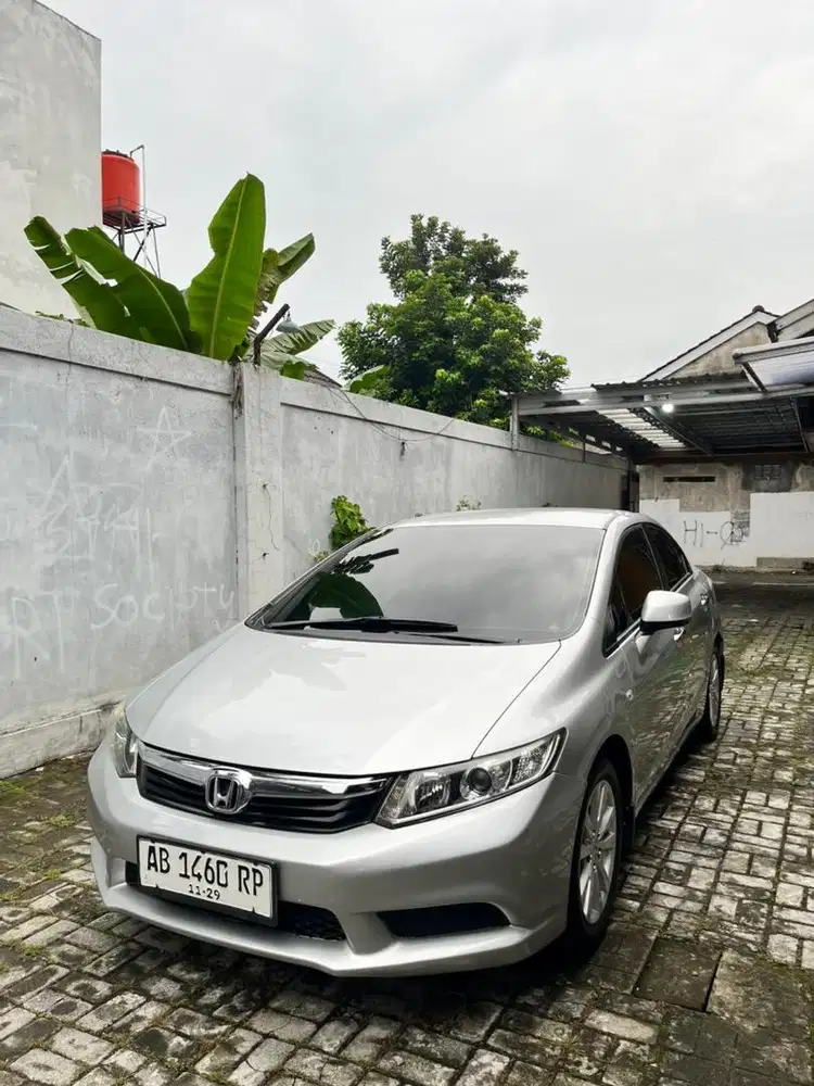 HONDA CIVIC FB 1.8 A/T SILVER