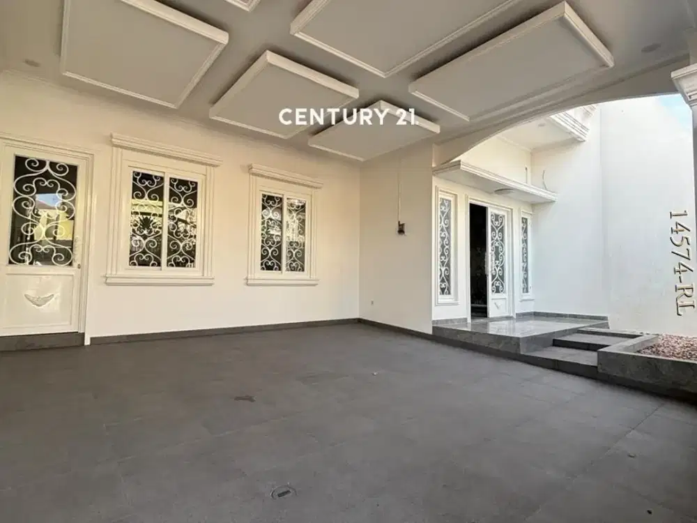 Dijual Rumah BrandNew American Classic Dipinggir Jalan Raya