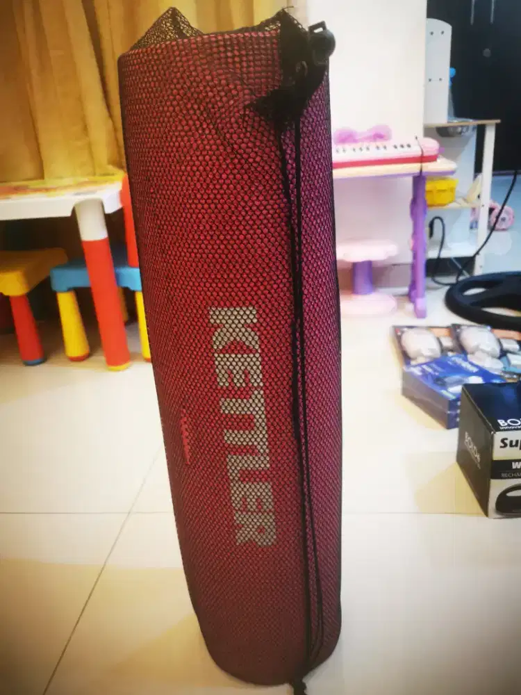 Kettler matras yoga 8mm bekas (jarang pakai) plus tas jaring pink