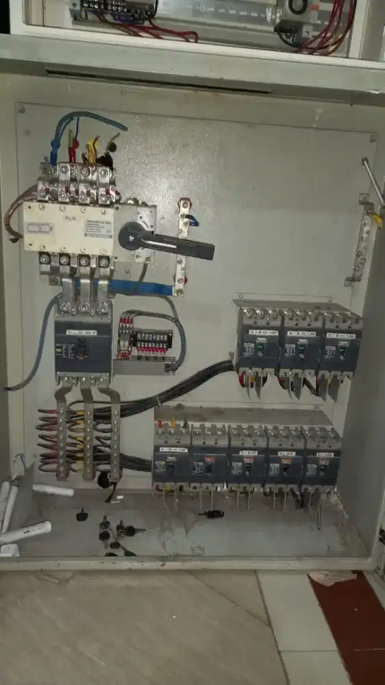 DIJUAL COS PANEL 160A