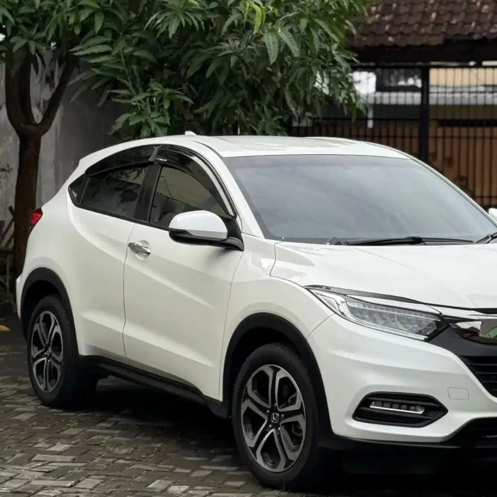 HONDA HR-V SE 2020 PLAT MATIC ISTIMEWA