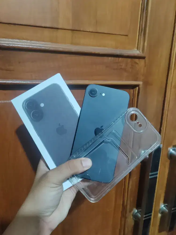 Iphone 16 e 128gb inter simlock