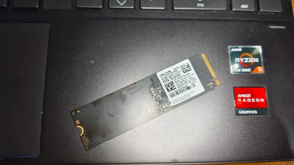 SSD nvme samsung copotan hp envy 256GB