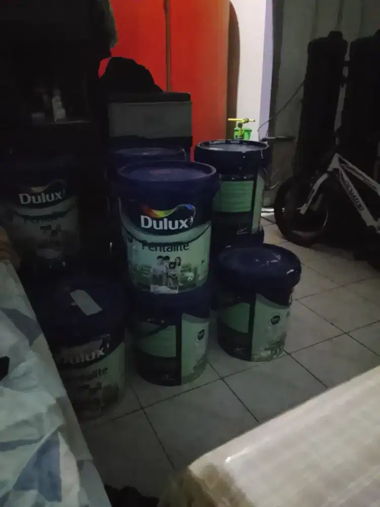 Cat Dulux pentalite ukuran 20 L original bekas proyek masih segel