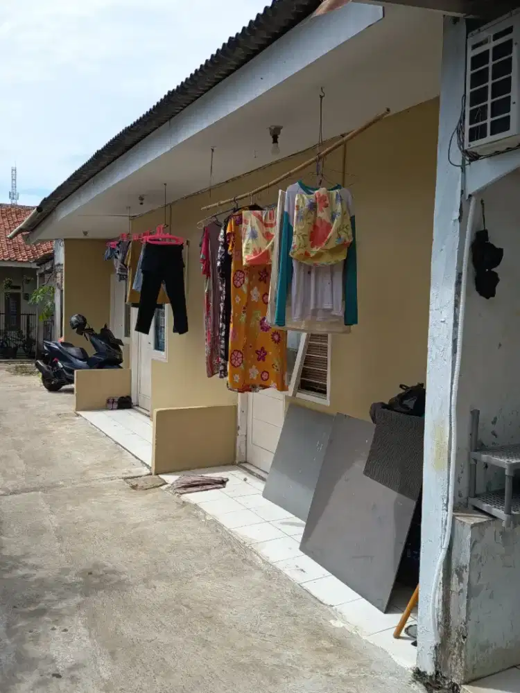 Dijual cepat kontrakan 3 pintu