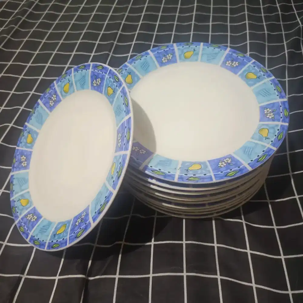 Piring Porselen Ceper