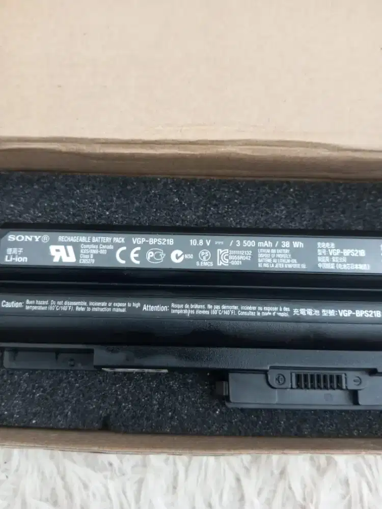 Baterai sony vaio. tipe VGP-BPS21B