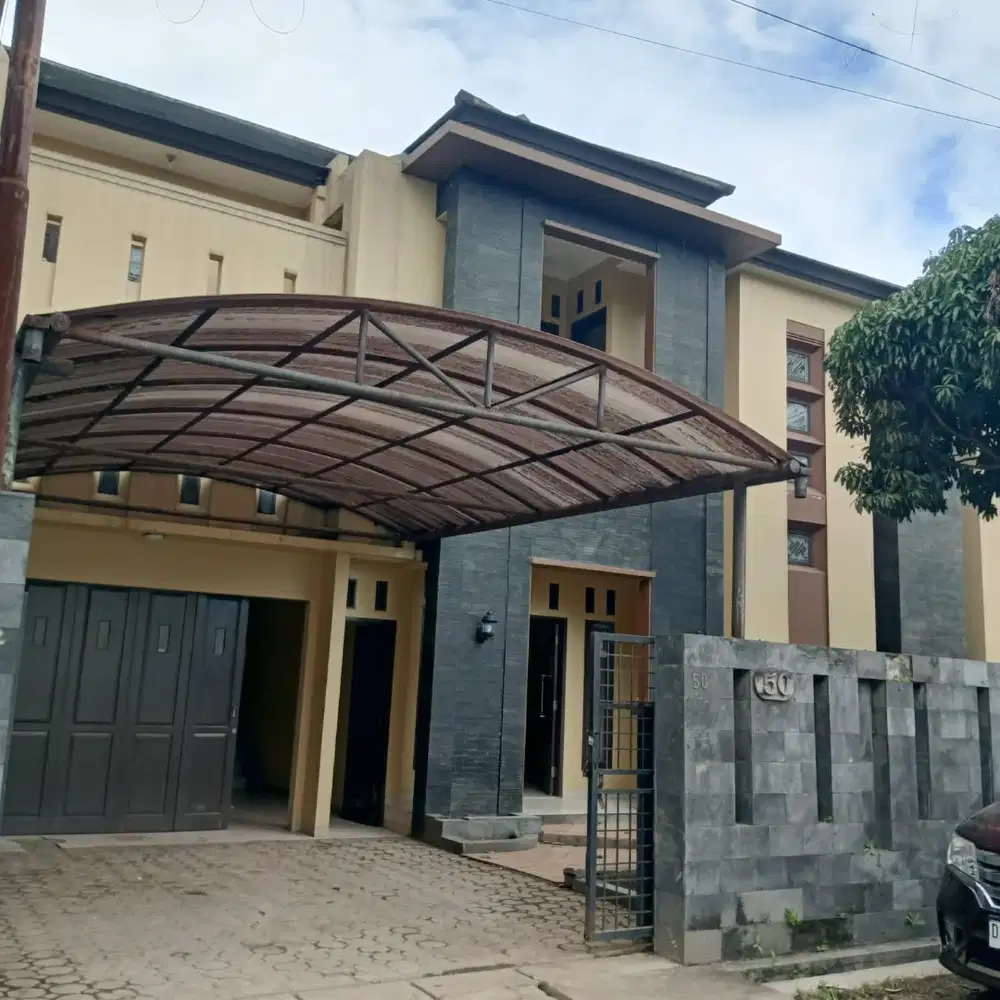 DIJUAL RUMAH/KOST JALAN CIMENCRANG STRATEGIS