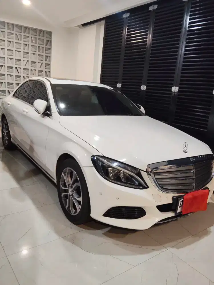 FS Mercedes-Benz C 250 Exscutive line sunroof tahun 2015