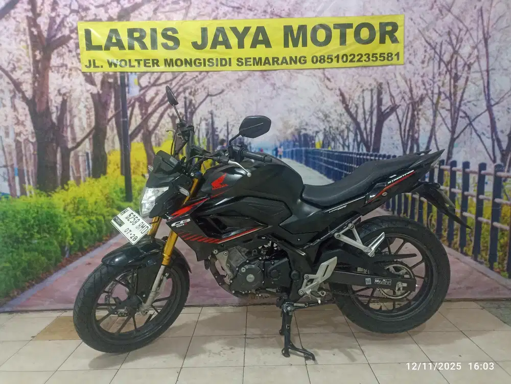 New cb-150R tangan pertama