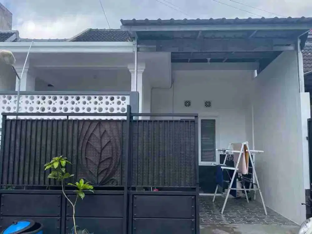 RUMAH 3 KAMAR PURI BUNGA NIRWANA  KAMPUS JEMBER