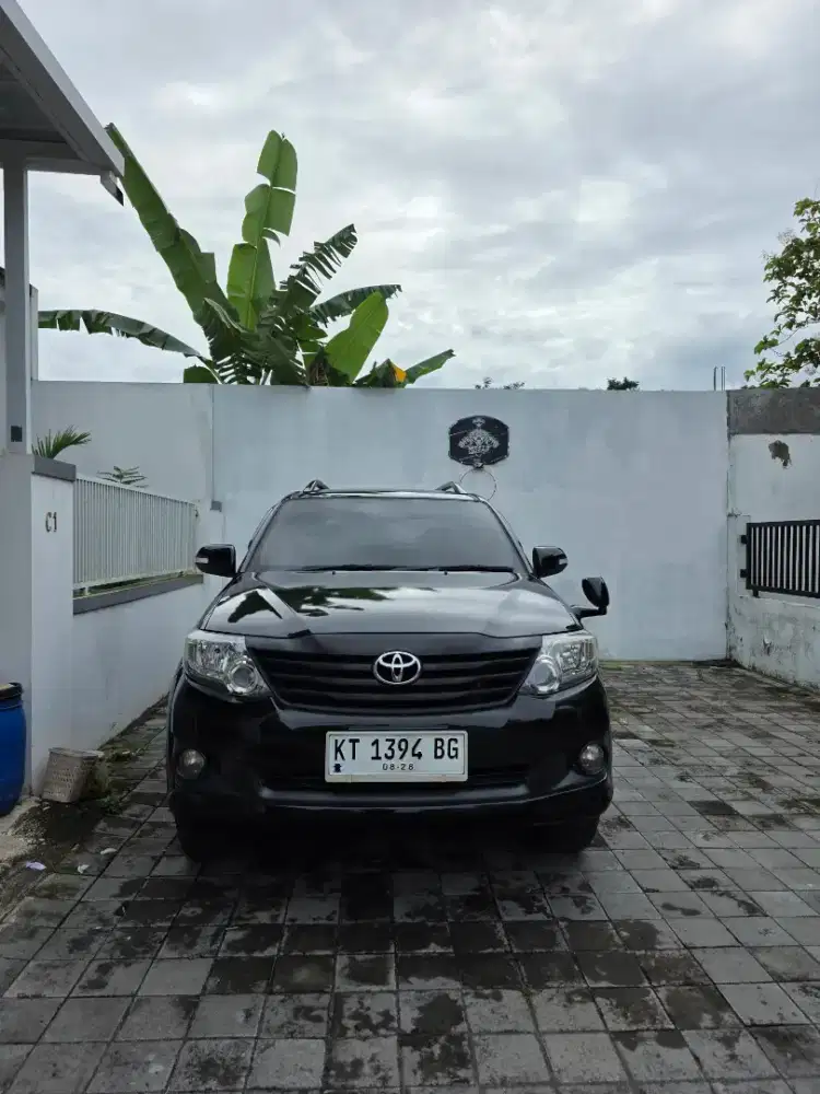 Fortuner Diesel G MT 2012