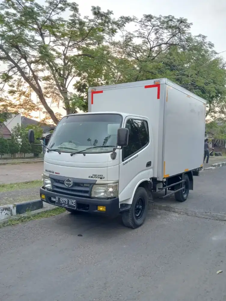 GAGAH !  HINO DUTRO SD 2016 ENGKEL BOX