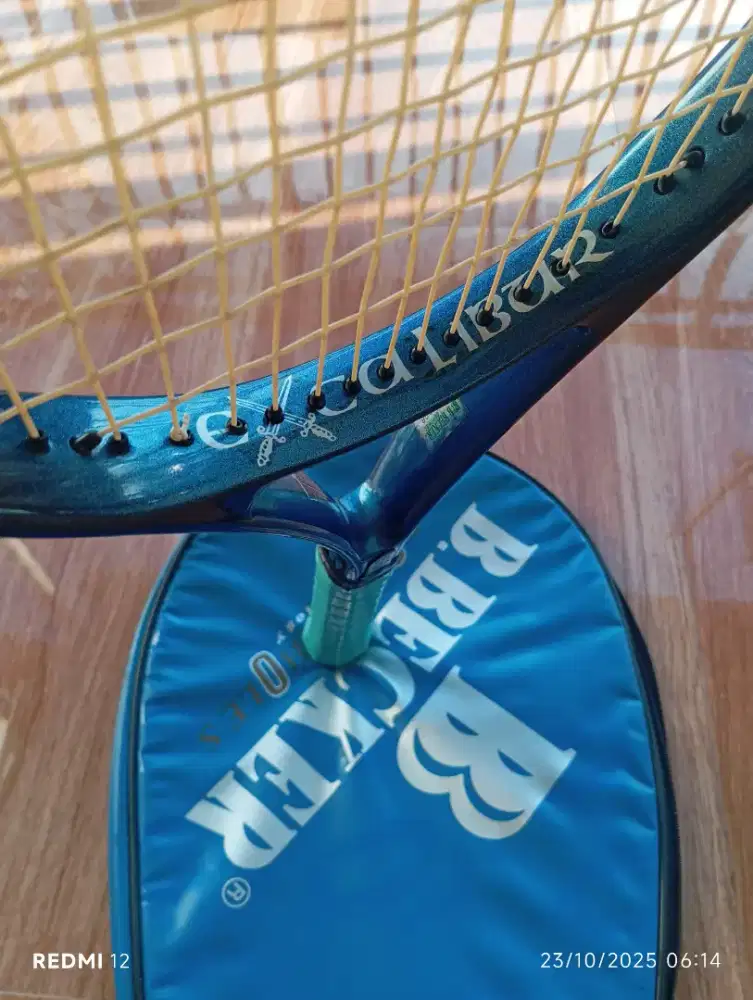 Raket tenis becker