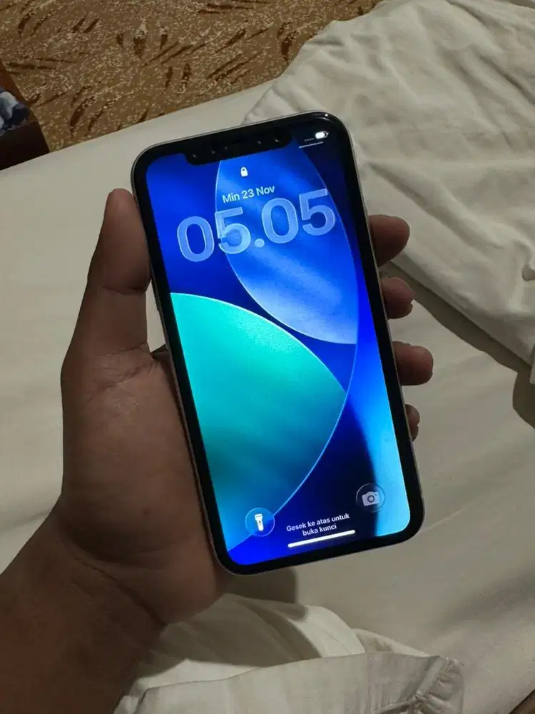 Iphone 11 64gb like new