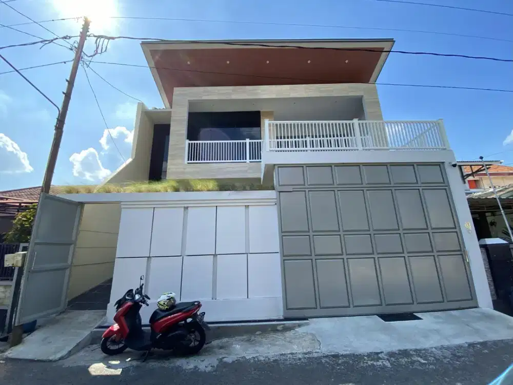 rumah mewah pusponjolo 2 lantai full furnished dekat mall the park